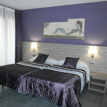 Hotel Victor Rialp Buitenkant foto