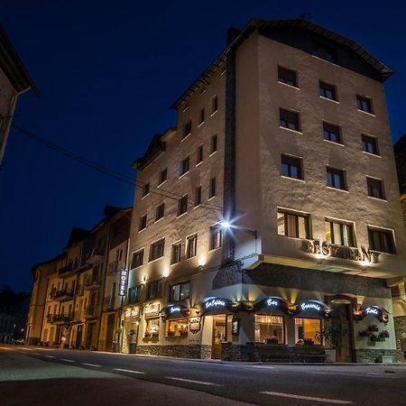 Hotel Victor Rialp Buitenkant foto