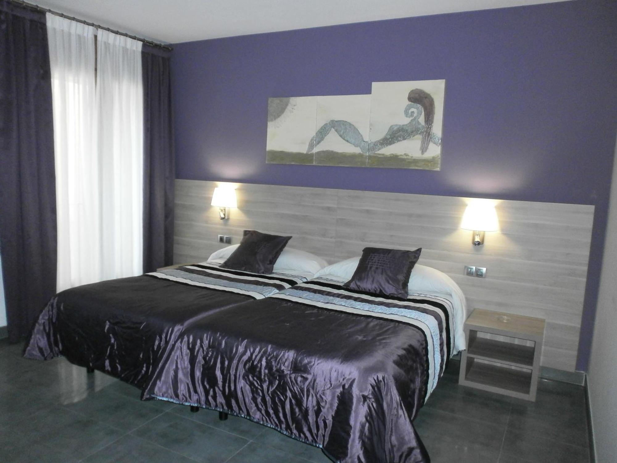 Hotel Victor Rialp Buitenkant foto