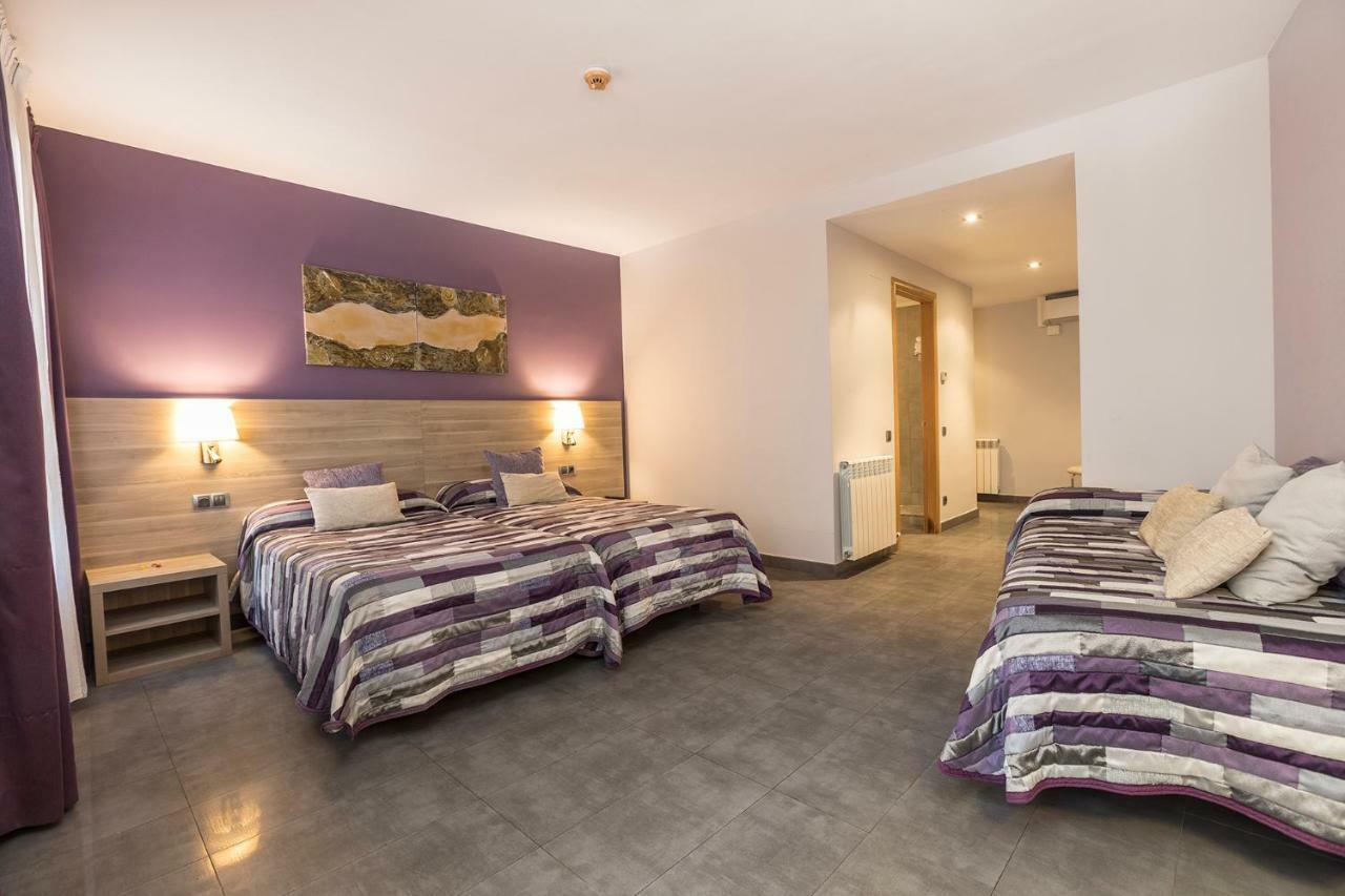 Hotel Victor Rialp Buitenkant foto